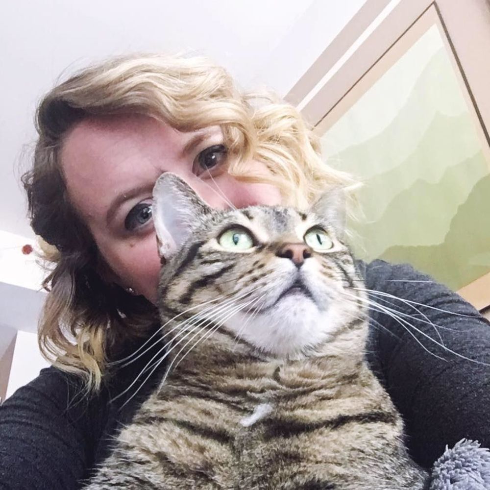 Meet your Posher, Elizabeth